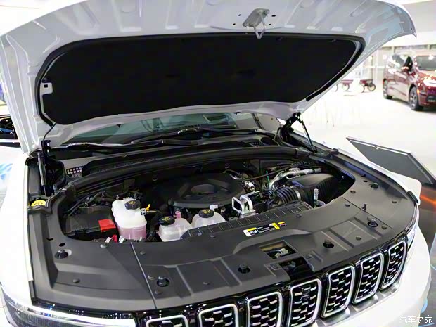 Jeep(进口) 大切诺基新能源(进口) 2022款 Summit Reserve 4xe 美国版 Jeep(进口) 大切诺基新能源(进口) 2022款 Summit Reserve 4xe 美国版