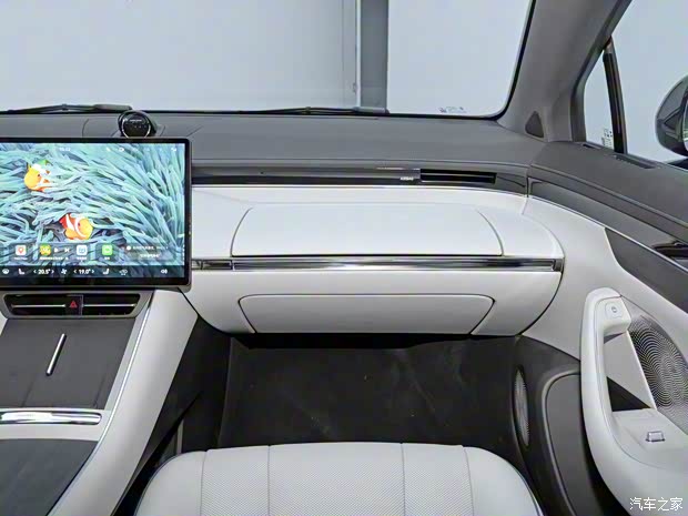 智界汽车 智界S7 2023款 Max RS 四驱旗舰版