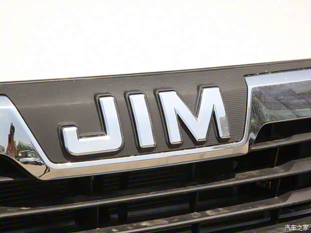 江西五十鈴 瑞邁 2023款 2.5T柴油兩驅(qū)長(zhǎng)軸高配版JE4D25Q6BL