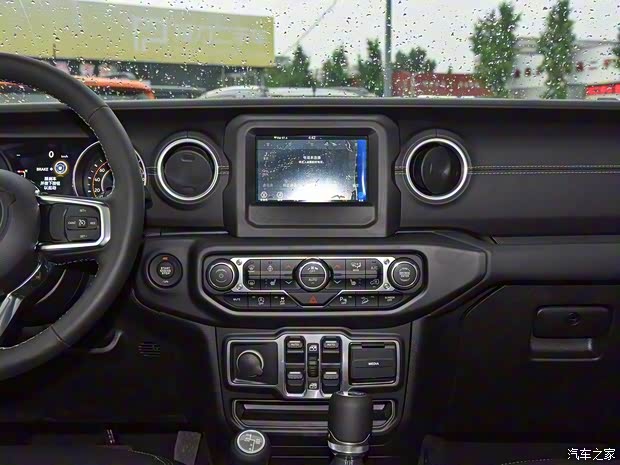 Jeep(进口) 牧马人 2018款 2.0T 四门撒哈拉版 Jeep(进口) 牧马人 2018款 2.0T 四门撒哈拉版