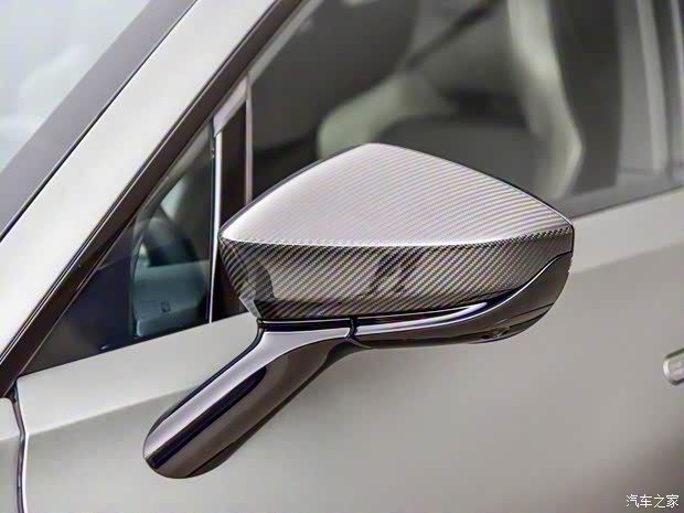 阿斯頓·馬丁 阿斯頓·馬丁DBX 2023款 4.0T V8 707