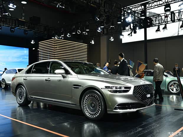 现代(进口) 捷尼赛思G90 2019款 基本型 现代(进口) 捷尼赛思G90 2019款 基本型