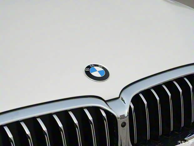 华晨宝马 宝马5系 2022款 改款二 530Li 尊享型 M运动套装