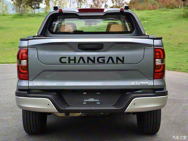 长安汽车 长安猎手 2024款 2.0T 四驱标箱 长安汽车 长安猎手 2024款 2.0T 四驱标箱