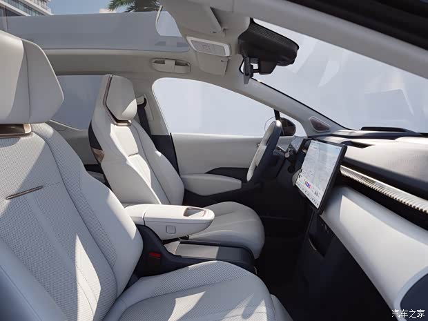 极氪 极氪X 2023款 四驱版 4座 极氪 极氪X 2023款 四驱版 4座