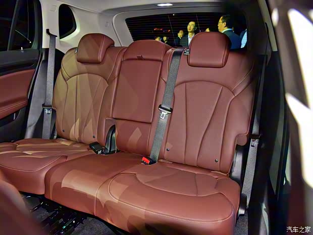 上汽通用别克 昂科威 2020款 28T 四驱全能运动旗舰型