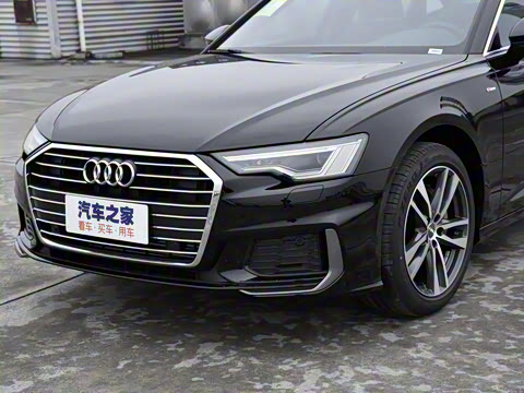 2022款 40 TFSI 豪华动感型 2022款 40 TFSI 豪华动感型