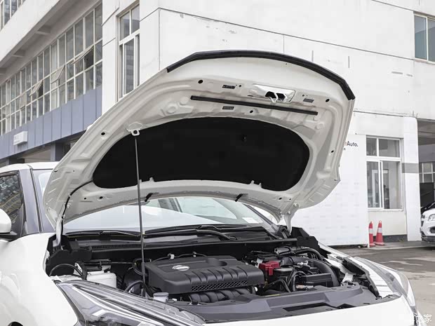 东风日产 蓝鸟 2020款 1.6L CVT炫酷版