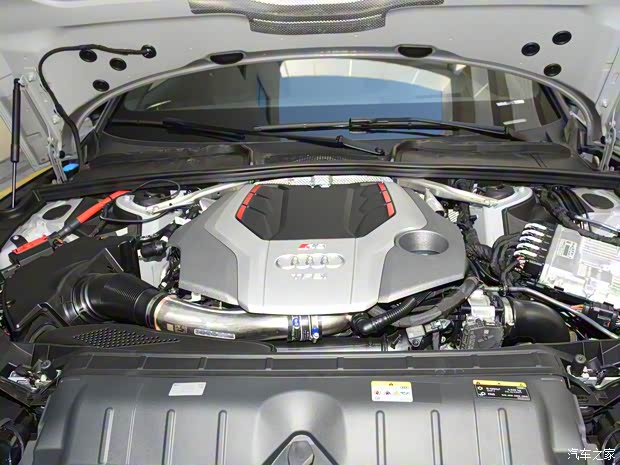 Audi Sport 奥迪RS 5 2023款 RS 5 2.9T Coupe 暗金版