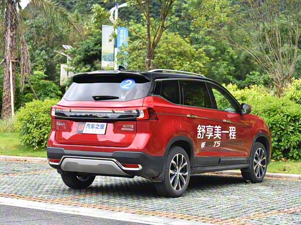 东风风行 风行T5 2020款 1.5T 自动尊贵型 国VI 东风风行 风行T5 2020款 1.5T 自动尊贵型 国VI