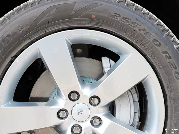 路虎(進(jìn)口) 路虎衛(wèi)士 2023款 130 3.0T P400 HSE