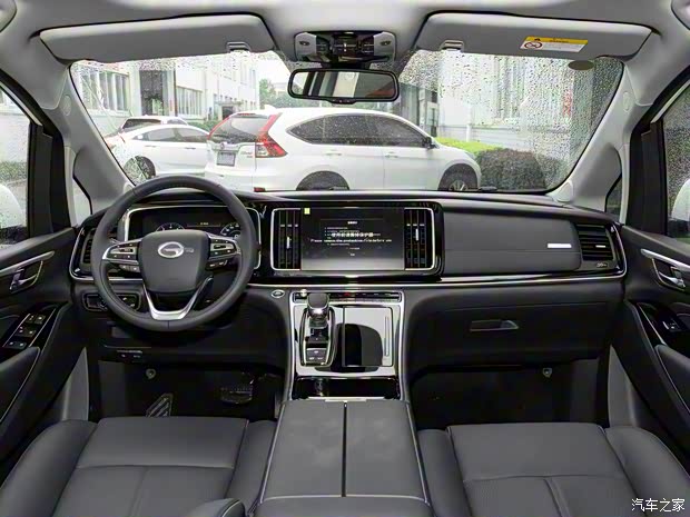 广汽乘用车 传祺M8 2021款 领秀系列 390T 至尊版 广汽乘用车 传祺M8 2021款 领秀系列 390T 至尊版