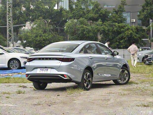 吉利汽車 帝豪L HiP 2024款 冠軍版 1.5TD-DHT Pro 100KM 卓越型 吉利汽車 帝豪L HiP 2024款 冠軍版 1.5TD-DHT Pro 100KM 卓越型
