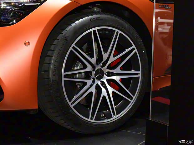 梅賽德斯-AMG AMG GT 2022款 AMG GT 50 4MATIC+ 四門跑車中國特別版