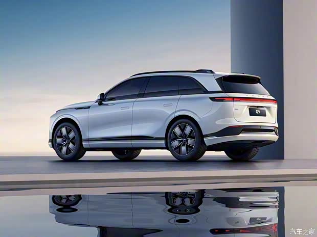 小鹏汽车 小鹏G9 2022款 基本型 小鹏汽车 小鹏G9 2022款 基本型