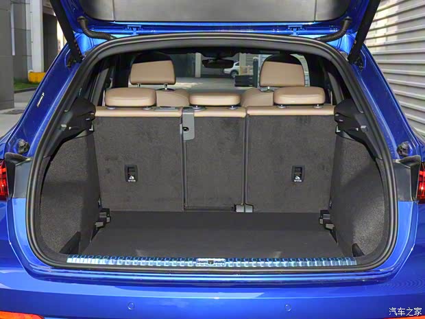 一汽奧迪 奧迪Q3 2024款 45 TFSI quattro 時尚動感型