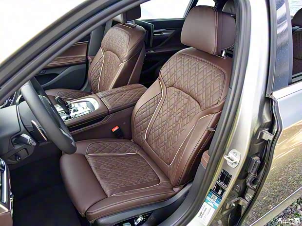 宝马(进口) 宝马7系 2019款 740Li