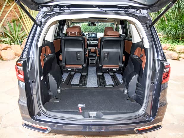 广汽本田 奥德赛 2022款 e:HEV 顶配版