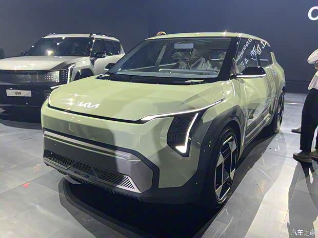 起亚(进口) 起亚EV3 2024款 基本型 起亚(进口) 起亚EV3 2024款 基本型