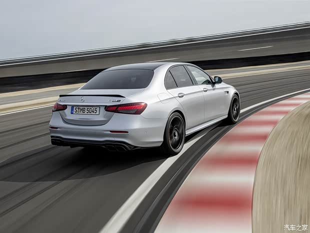 梅赛德斯-AMG 奔驰E级AMG 2021款 AMG E 63 S 4MATIC+ 欧洲版
