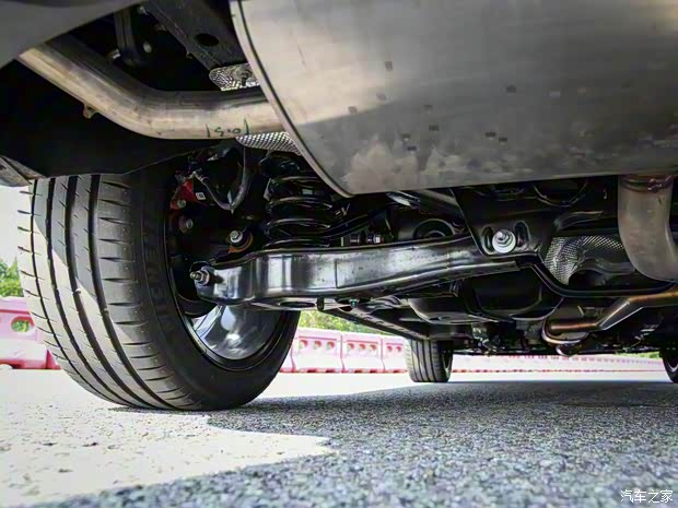 上汽集团 MG领航 2021款 400TGI 自动两驱Trophy旗舰版