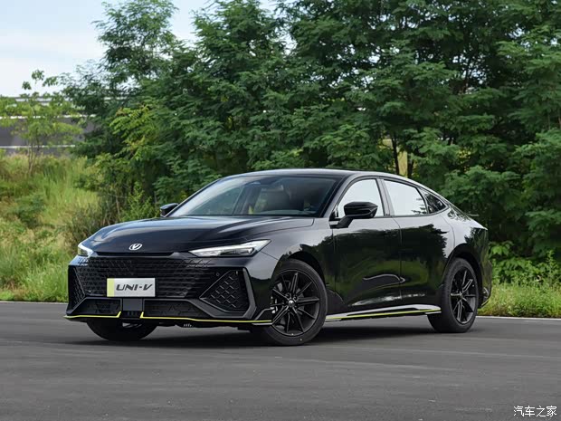 长安汽车 长安UNI-V 2022款 2.0T 领速版 长安汽车 长安UNI-V 2022款 2.0T 领速版