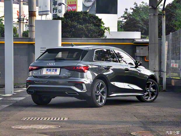 一汽-大众奥迪 奥迪A3 2021款 Sportback 35 TFSI 豪华运动型