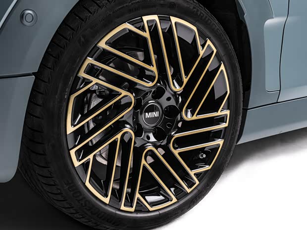 MINI MINI CLUBMAN 2022款 COOPER S 自在特別版 歐洲版