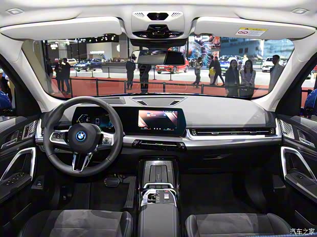 华晨宝马 宝马iX1 2023款 xDrive 30L 华晨宝马 宝马iX1 2023款 xDrive 30L