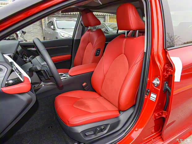 广汽丰田 凯美瑞 2021款 2.5S 锋尚版