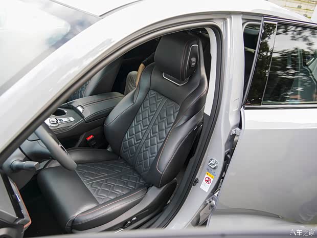 長(zhǎng)安汽車 長(zhǎng)安UNI-K 2021款 UNI量產(chǎn)版