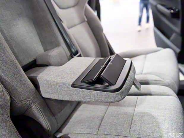 沃爾沃(進(jìn)口) 沃爾沃EX90 2023款 基本型