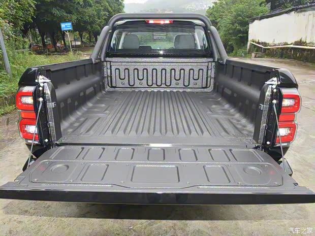 長(zhǎng)城汽車 金剛炮 2022款 2.0T手動(dòng)柴油兩驅(qū)創(chuàng)業(yè)型長(zhǎng)箱平箱GW4D20M