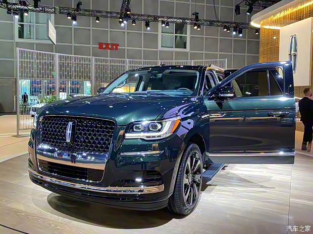 林肯(進(jìn)口) 領(lǐng)航員 2022款 基本型