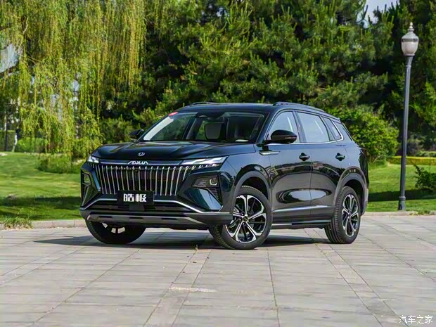 东风乘用车 皓极 2022款 1.5T MHD 500T 马赫双擎版 东风乘用车 皓极 2022款 1.5T MHD 500T 马赫双擎版