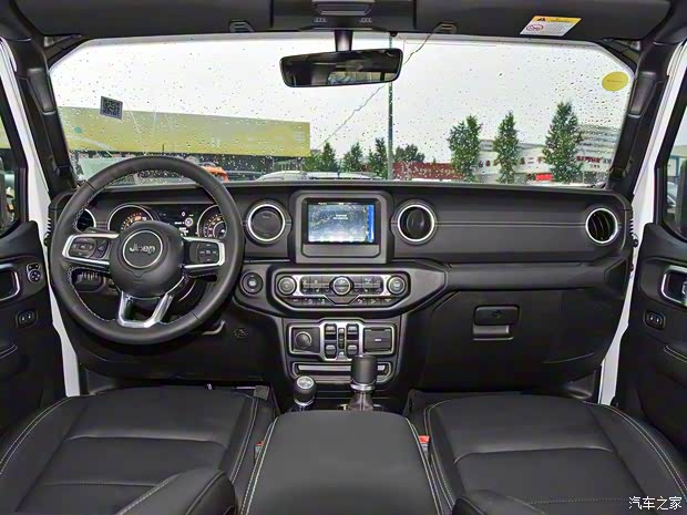 Jeep(进口) 牧马人 2018款 2.0T 四门撒哈拉版 Jeep(进口) 牧马人 2018款 2.0T 四门撒哈拉版