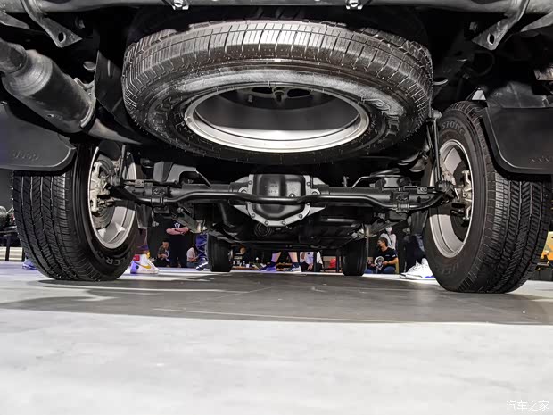 Jeep(進(jìn)口) 角斗士 2022款 先行版