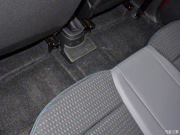 东风小康 风光E1 2020款 E趣型