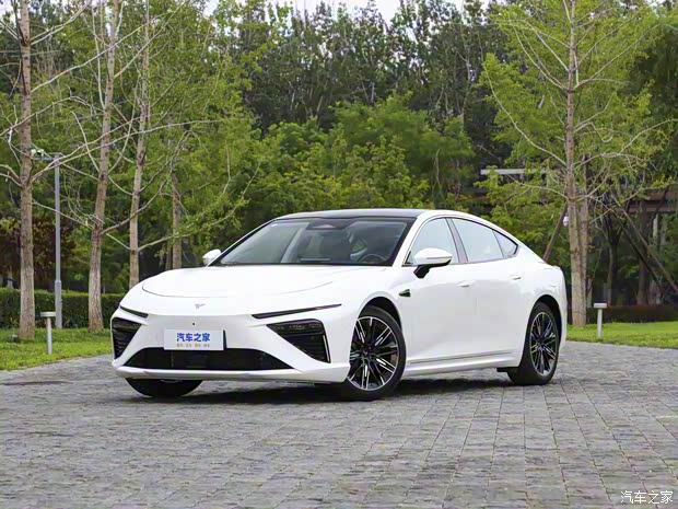 合众汽车 哪吒S 2024款 增程 1160版 合众汽车 哪吒S 2024款 增程 1160版