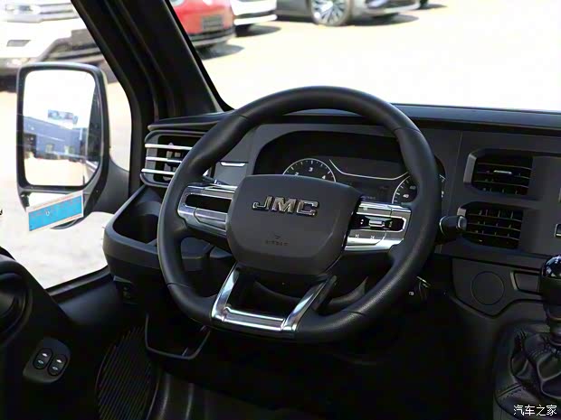 江鈴汽車(chē) 江鈴福順 2022款 2.0T柴油多功能乘用車(chē)中軸中高頂6-7座JX4D20A6H