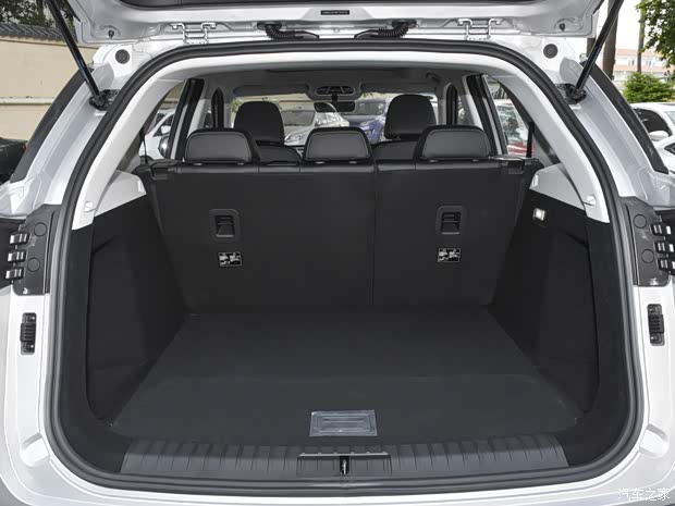 北京汽车 北京X7 2022款 1.5TD DCT致尚版