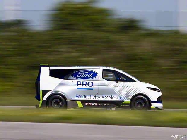 福特(进口) Pro Electric SuperVan 2022款 基本型