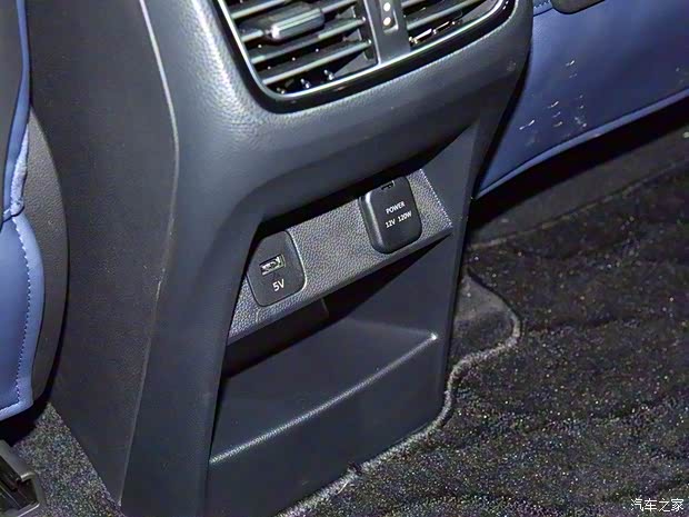 上汽大通 上汽MAXUS EUNIQ 6 2019款 基本型