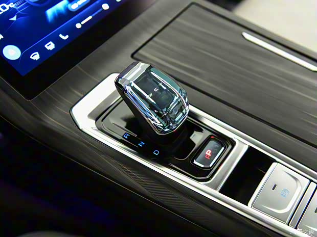 长城汽车 拿铁DHT-PHEV 2022款 基本型 长城汽车 拿铁DHT-PHEV 2022款 基本型