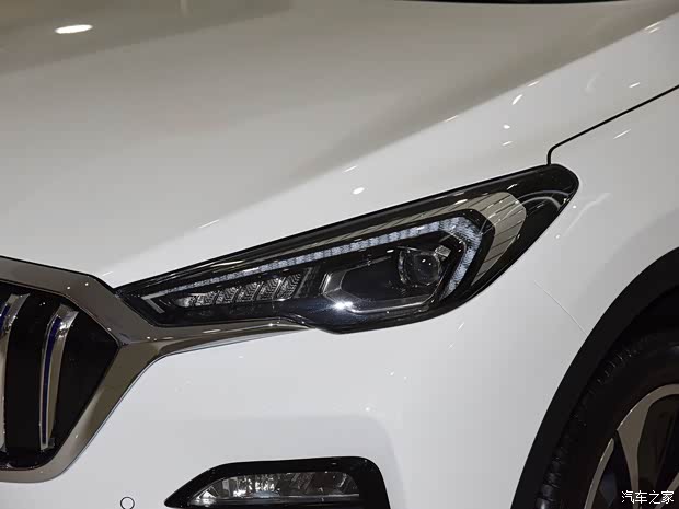 一汽红旗 红旗E-HS3 2019款 智联旗悦两驱版 一汽红旗 红旗E-HS3 2019款 智联旗悦两驱版