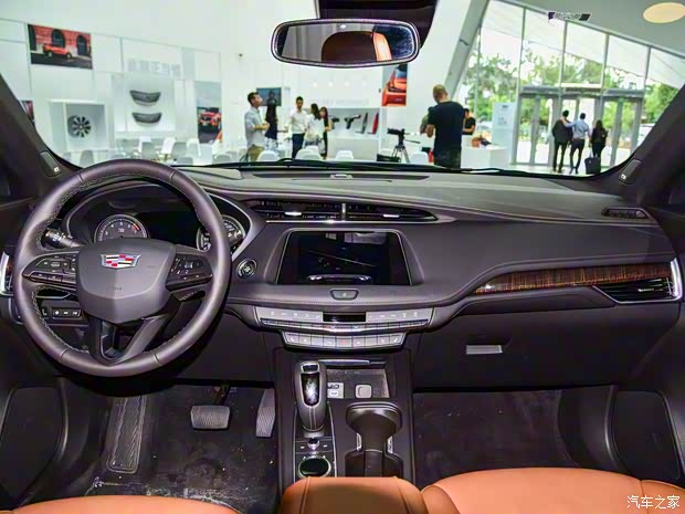 上汽通用凯迪拉克 凯迪拉克XT4 2018款 风尚版