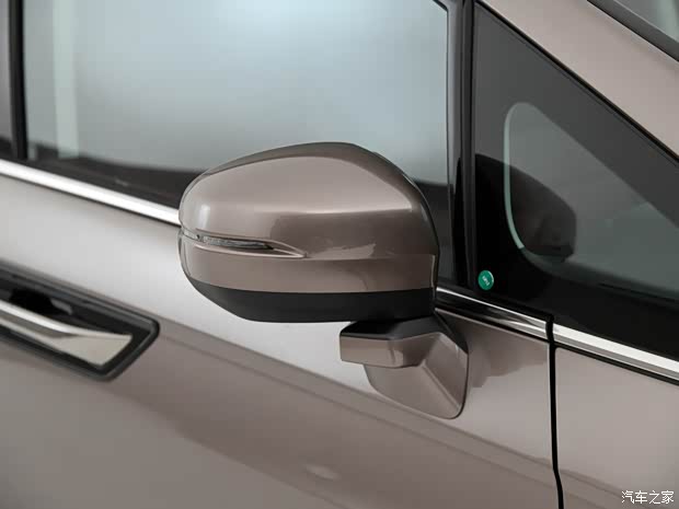 东风本田 艾力绅 2022款 2.0L e:HEV 基本型