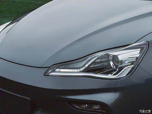 合众汽车 哪吒V 2020款 基本型