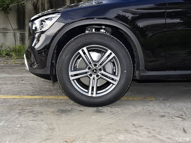 北京奔驰 奔驰GLC 2021款 GLC 260 L 4MATIC 动感型