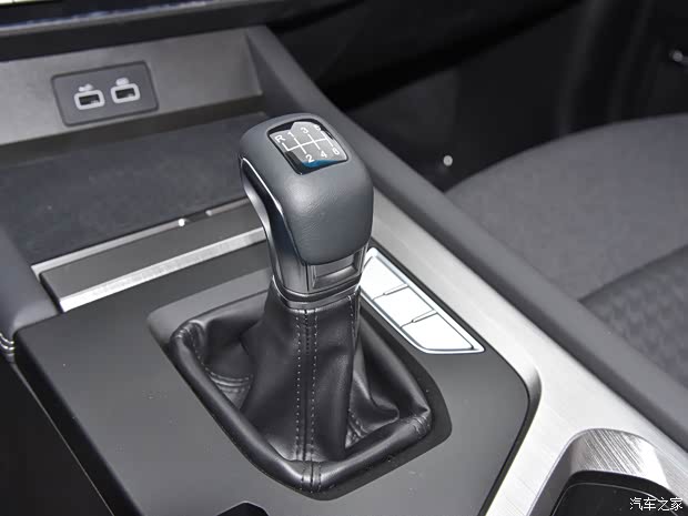 奇瑞汽车 捷途X70S 2022款 1.5T 手动青春版 5座